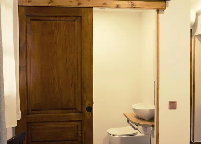 Hospederia La Bogadera * La Robla