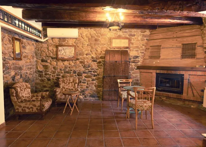 Hospederia La Bogadera * La Robla